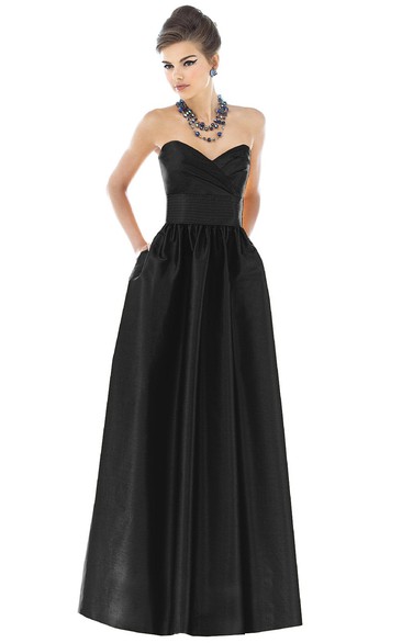 Enchanting Sweetheart Strapless Criss Cross Ruched Floor-length Satin Gown