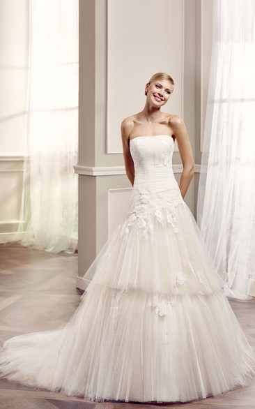 A-Line Tiered Sleeveless Long Strapless Tulle Wedding Dress With Pleats And Appliques