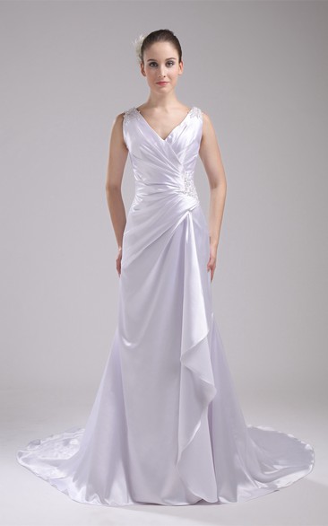 Plunged Floor-Length Sleeveless Side Ruching and Dress With Appliques