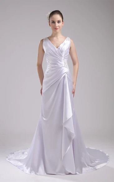 Plunged Floor-Length Sleeveless Side Ruching and Dress With Appliques