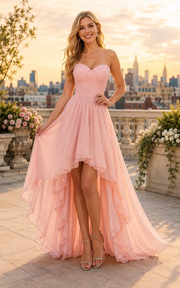 Elegantes, hochgeschlossenes Chiffon-Abendkleid in A-Linie in Übergröße mit trägerlosem, plissiertem Oberteil in zartem Rosa