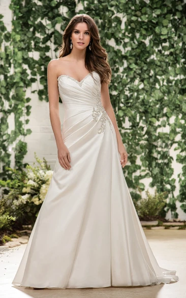 Sweetheart A-Line Wedding Dress With Side Beadings And Ruches