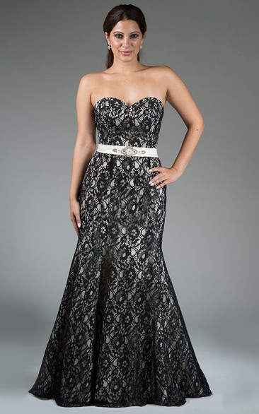 Sweetheart Trumpet Lace Long Bridesmaid Dress With Beading Satin Sash