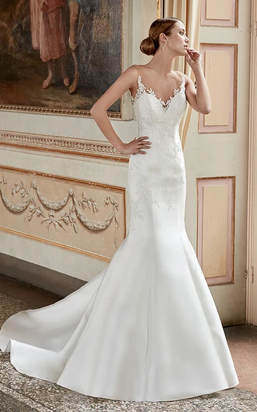 Trumpet Appliqued V-Neck Long Sleeveless Satin Wedding Dress
