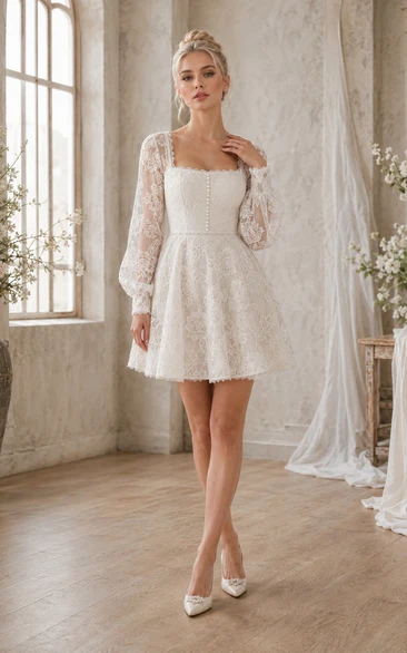 Mini-Hochzeitskleid mit quadratischem Ausschnitt und Spitzenärmeln