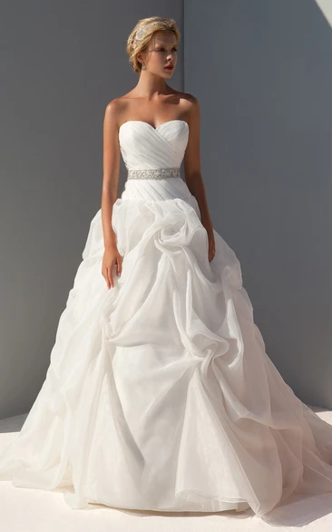 Ball Gown Criss-Cross Floor-Length Sleeveless Sweetheart Organza Wedding Dress With Pick Up And Waist Jewellery