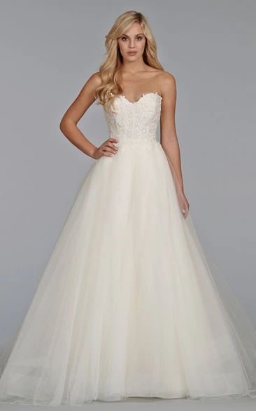 Magnificent Sweetheart Lace Bodice Tulle Ball Gown