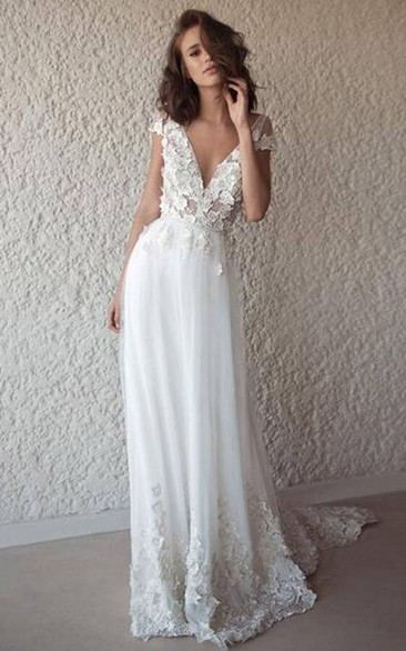 Cap V-neck Casual Applique Tulle Wedding Dress with Low-v Back