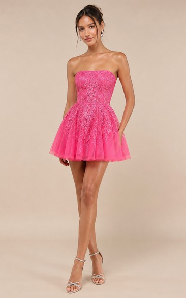 Short A-Line Short Strapless Tulle Homecoming Dress with Appliques