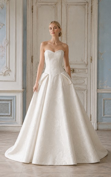 Strapless Satin Ball Gown Wedding Dress with Sweetheart Neckline
