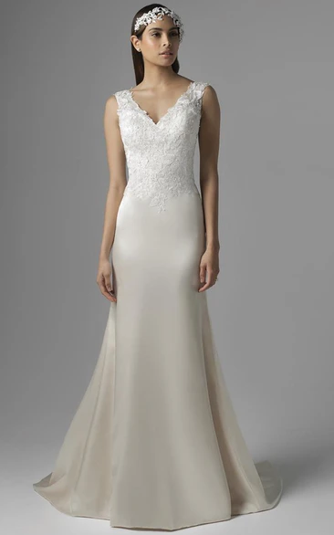 Sheath V-Neck Sleeveless Satin Wedding Dress