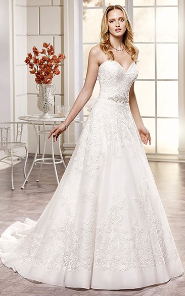 A-Line Sweetheart Floor-Length Jeweled Lace&Satin Wedding Dress With Appliques And Sash