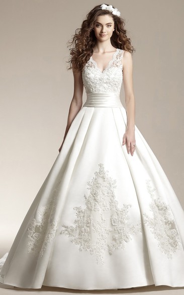 Sleeveless V-Neck Ballgown With Appliques And Lace Detail