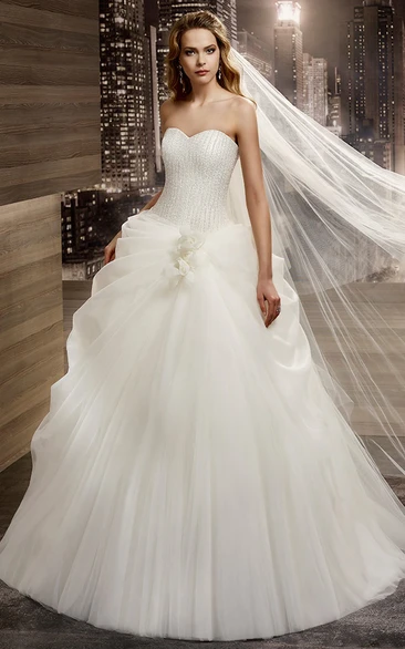 Sweetheart A-line Wedding Gown with Side Ruching and Lace-up Back