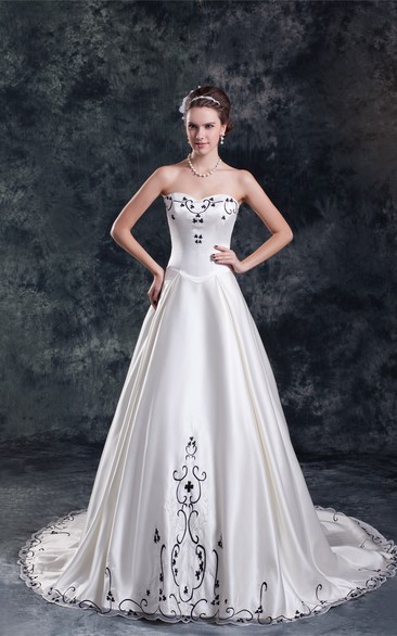 Strapless Pleated Satin Ball-Gown With Embroideries