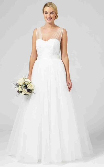 A-Line Strapped Sleeveless Bowed Floor-Length Tulle Wedding Dress With Lace