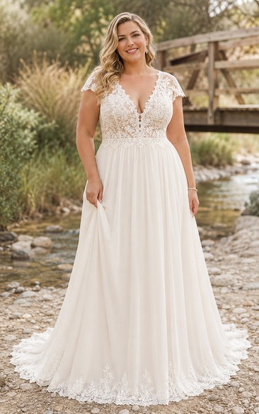 Robe de mariée grande taille à manches courtes, col en V, coupe trapèze en dentelle et traîne en tulle
