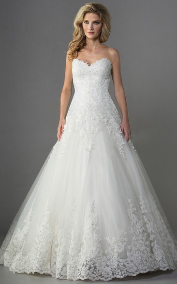 Sweetheart A-line Wedding Dress with Floral Appliques and Beadings