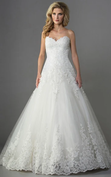 Sweetheart A-line Wedding Dress with Floral Appliques and Beadings