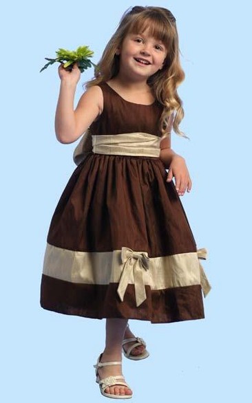 Tea-Length Sleeveless Bowed Satin Flower Girl Dress