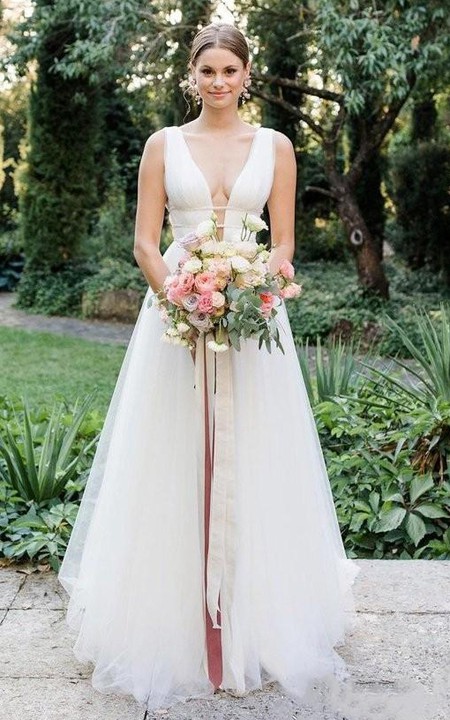 Tulle Floor-length Sweep Train A Line Sleeveless Romantic Wedding Dress