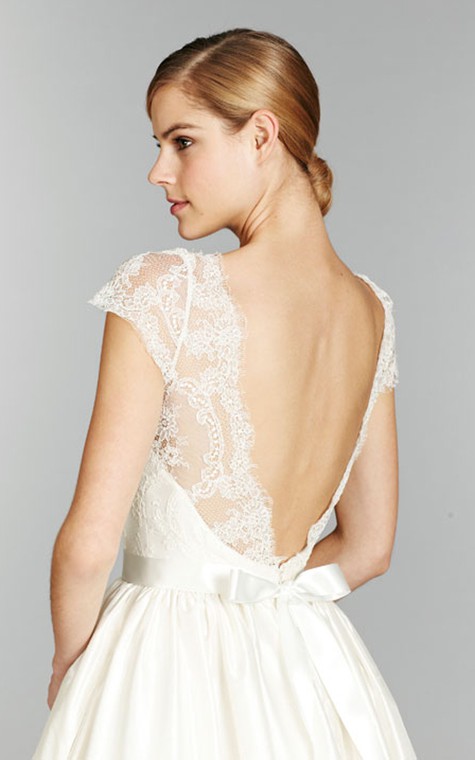 Stunning Cap Sleeve and Illusion Neckline Long Lace Gown - 2
