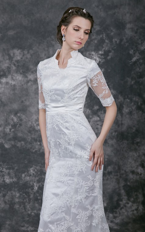 Vintage Scalloped-Edge Neckline Lace Bridal Gown with Half Sleeves - 5