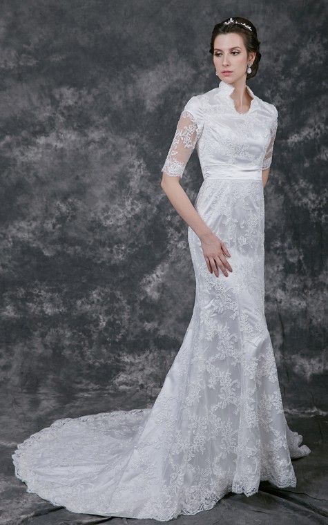 Vintage Scalloped-Edge Neckline Lace Bridal Gown with Half Sleeves - 4