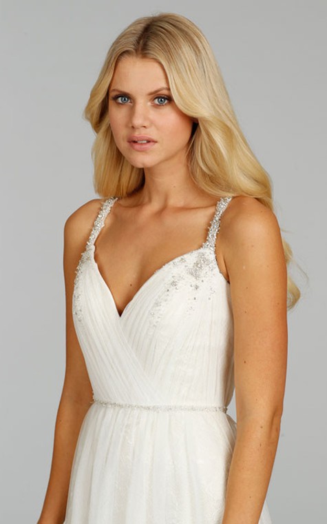 Refined Pleated Bodice Lace Dress With Keyhole Back - 6