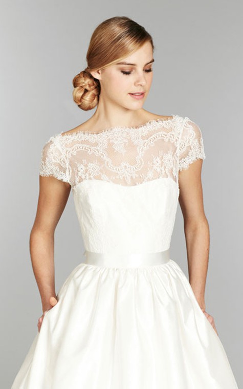 Stunning Cap Sleeve and Illusion Neckline Long Lace Gown - 4