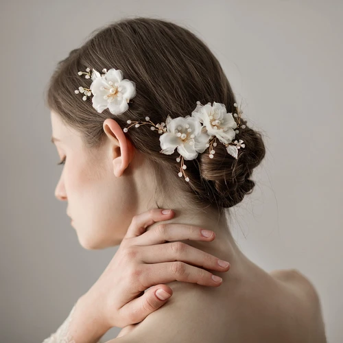 Haarspangen im Western-Stil aus Tüllblumen mit Perlen