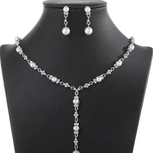 Elegant Rhinestone and Pearl Necklace and Earrings Jewelry Set