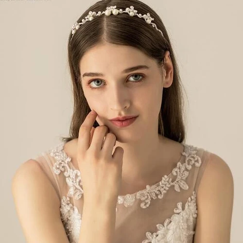 Elegante Vintage-Stirnbänder aus Silber mit Strass und Perlen