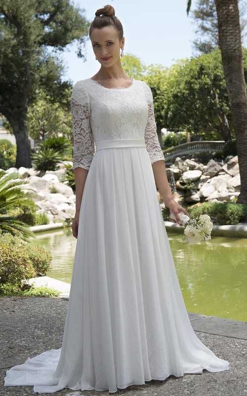 Scoop Neck Wedding Dress