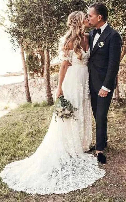 Schulterfreies Empire-Brautkleid im A-Linien-Stil mit Spitze und Herzausschnitt im Landhausstil