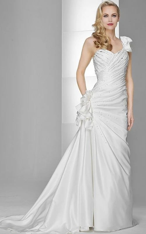 Vestido de novia de satén elástico, largo hasta el suelo, de un solo hombro, sin mangas, con drapeado lateral, adornado con cuentas y flores.