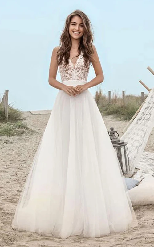 Robe de mariée de plage en tulle, coupe trapèze, col V et haut en dentelle