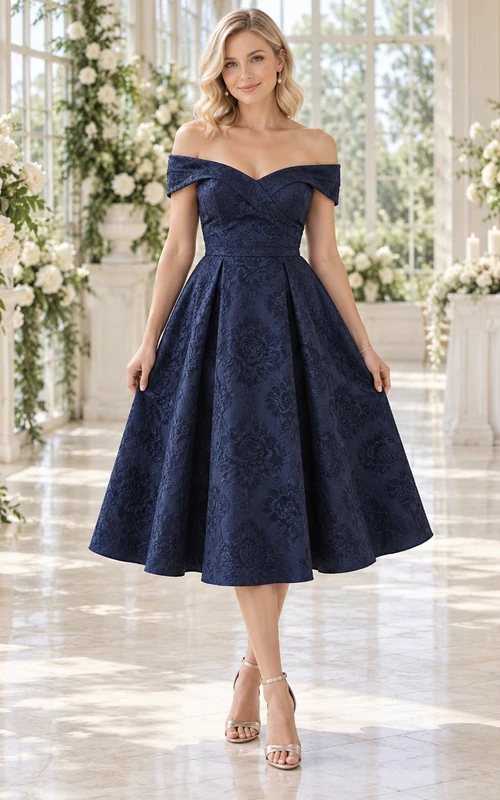 Vestido de invitada de boda vintage azul marino oscuro con escote corazón y hombros descubiertos en jacquard