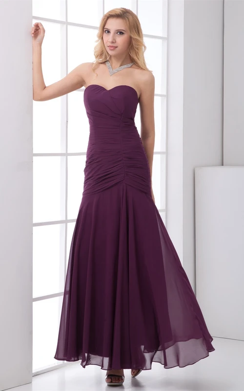 Elegante, ärmellose, geraffte Chiffon-Brautjungfernkleider in Knöchellänge