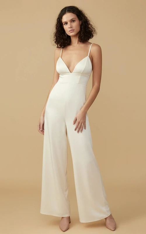 Tief ausgeschnittener, trägerloser Jumpsuit mit weitem Bein für die Hochzeit