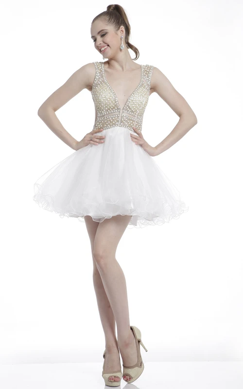 Robe trapèze mini sans manches à col en V avec volants et perles
