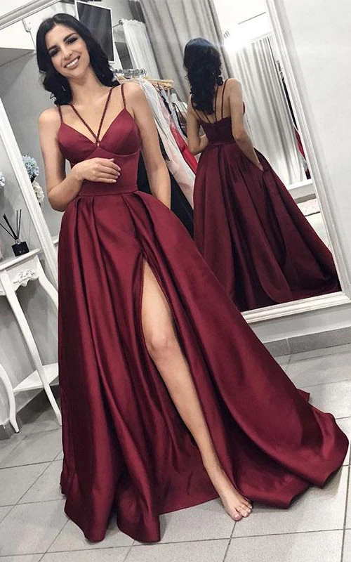 Robe de soirée simple en satin, longue jusqu'au sol, coupe trapèze, sans manches, avec poches et volants.