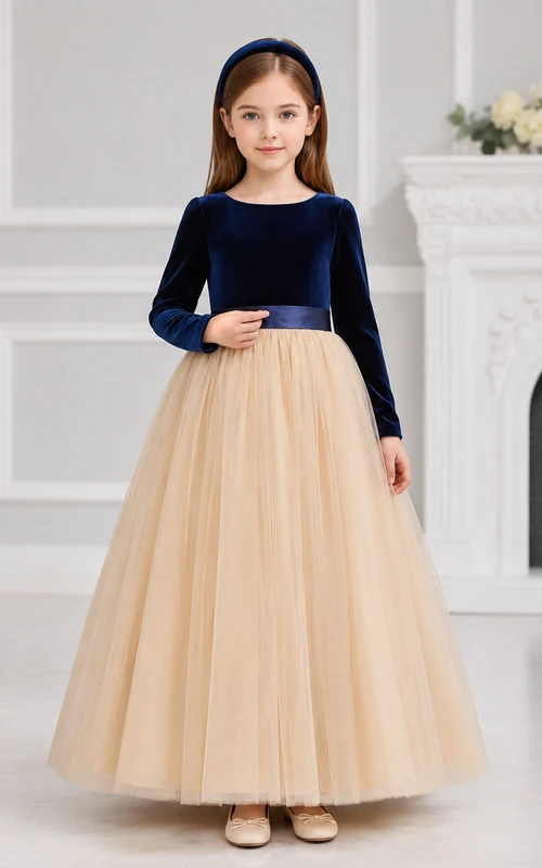 Robe de bal longue de luxe pour demoiselle d'honneur d'hiver, en velours bleu marine foncé et tulle, manches longues et col bijou.