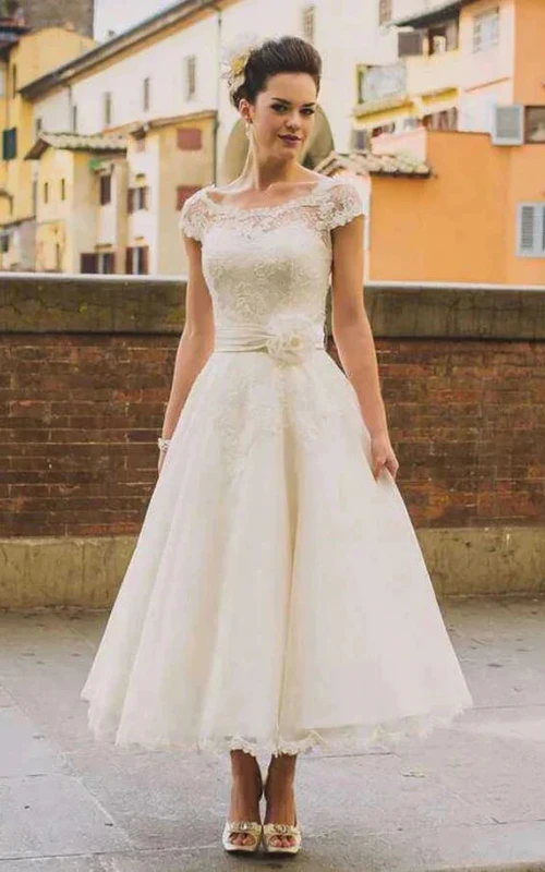 Vintage-Hochzeitskleid mit Kappe, Teelänge und A-Linie, aus Spitze
