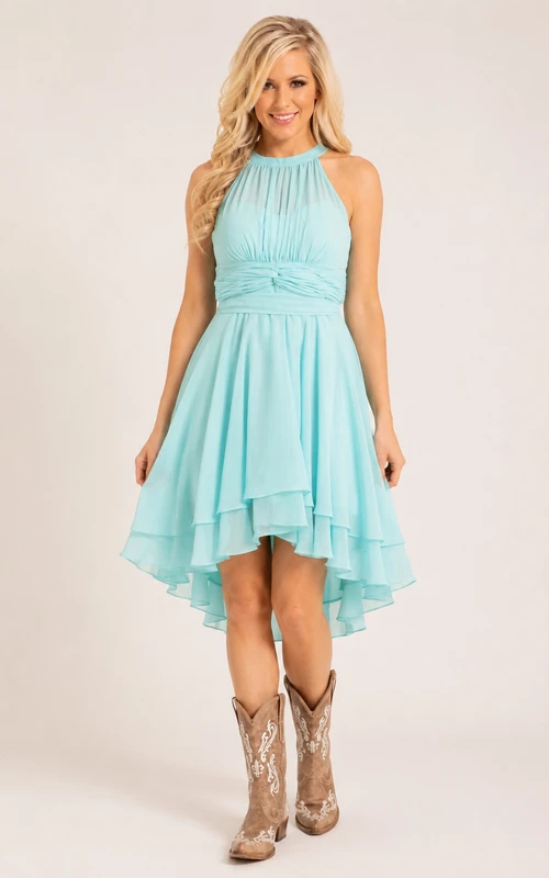 Vestido de dama de honor de gasa con escote halter y corte asimétrico para bodas campestres