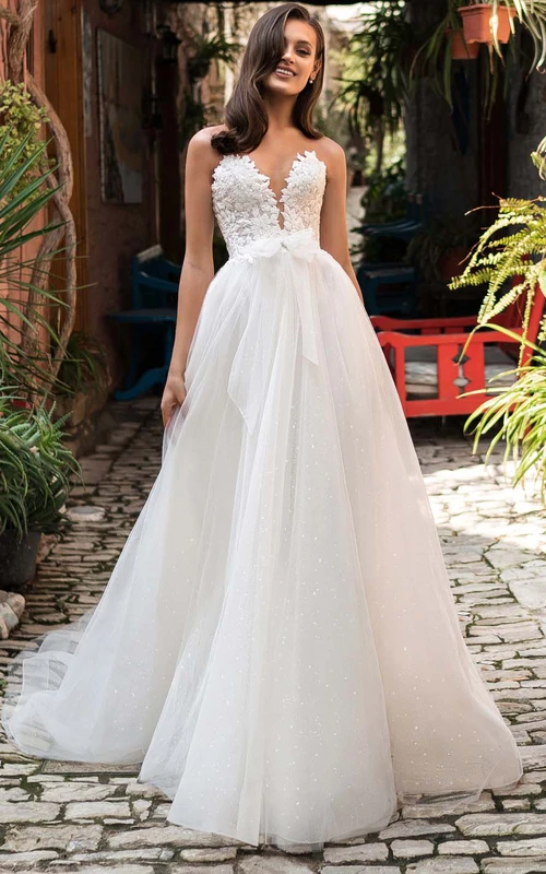Robe de bal élégante en dentelle et tulle, bustier cœur, traîne courte, robe de mariée simple ornée d'appliques et d'un nœud