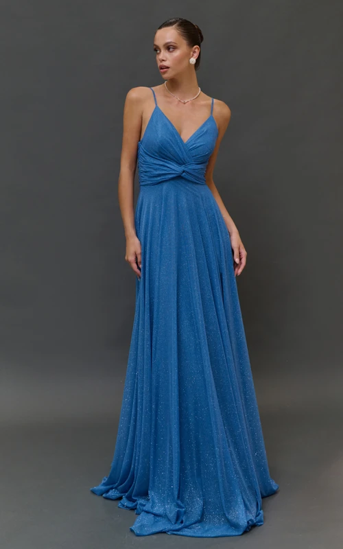 Robe fourreau plissée à bretelles spaghetti et sequins