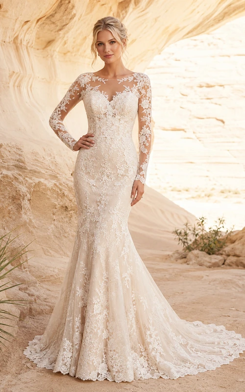 Robe de mariée sirène en dentelle à manches longues illusion et col montant, traîne chapelle, style désert
