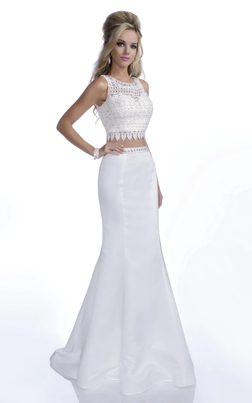 Robe de bal sans manches à bustier en dentelle, coupe trompette courte