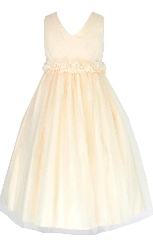 Robe plissée sans manches à col en V et coupe trapèze, ornée d'un nœud.